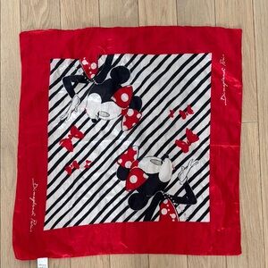 Disneyland Paris Minnie Mouse Scarf